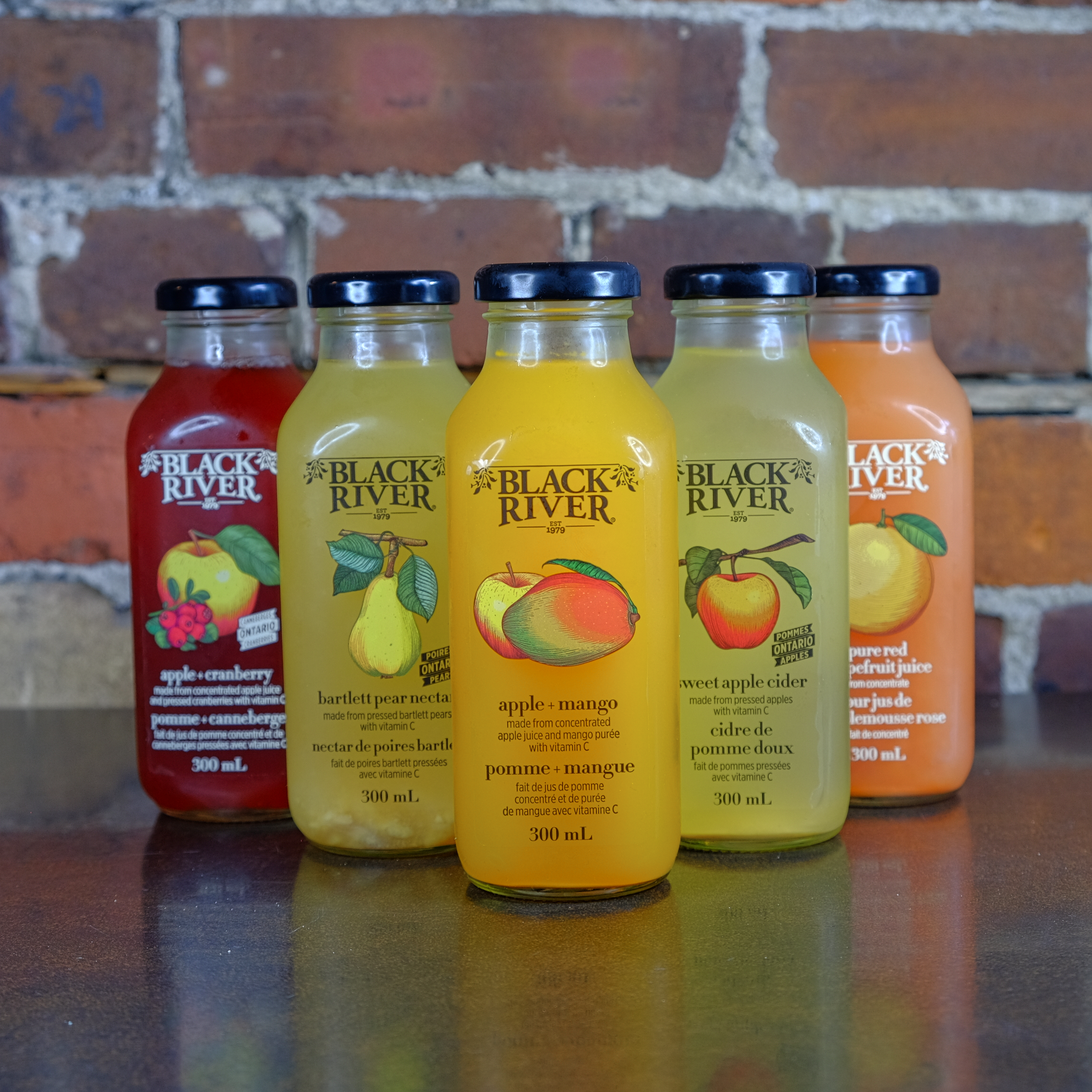 Natural juice cafe store